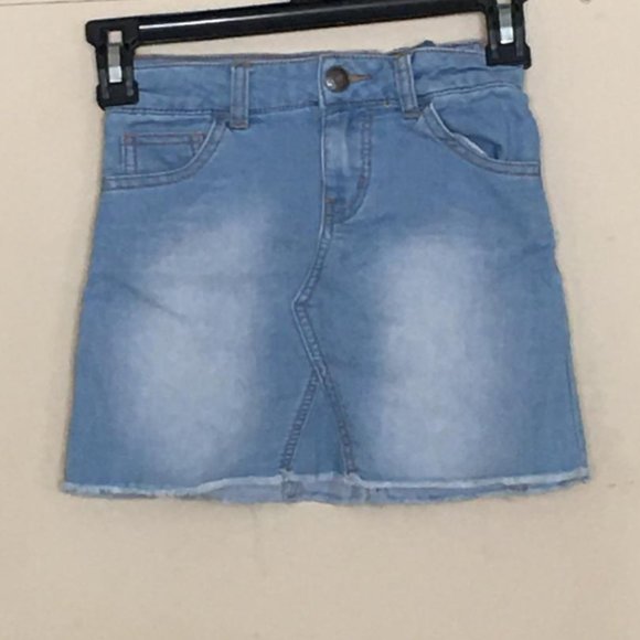 Cat & Jack girl skirt size s ( 6/6x) - Picture 2 of 4